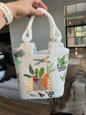 VIRAL White Beaded Garden Tote Bag with Embroidered Vegetables